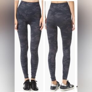 SPANX Camo Leggings Medium